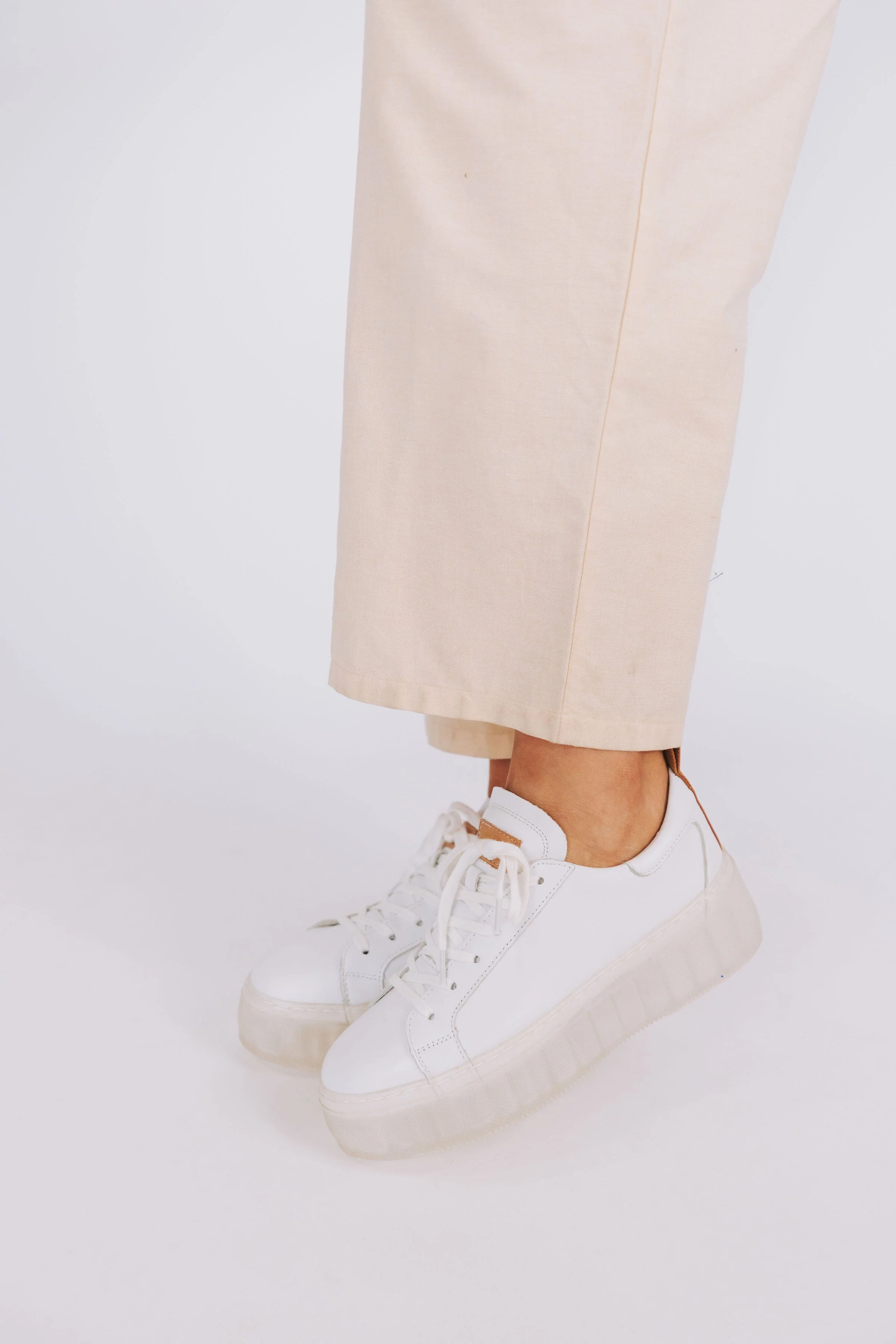 CHINESE LAUNDRY - Glee Sneaker - Image 3