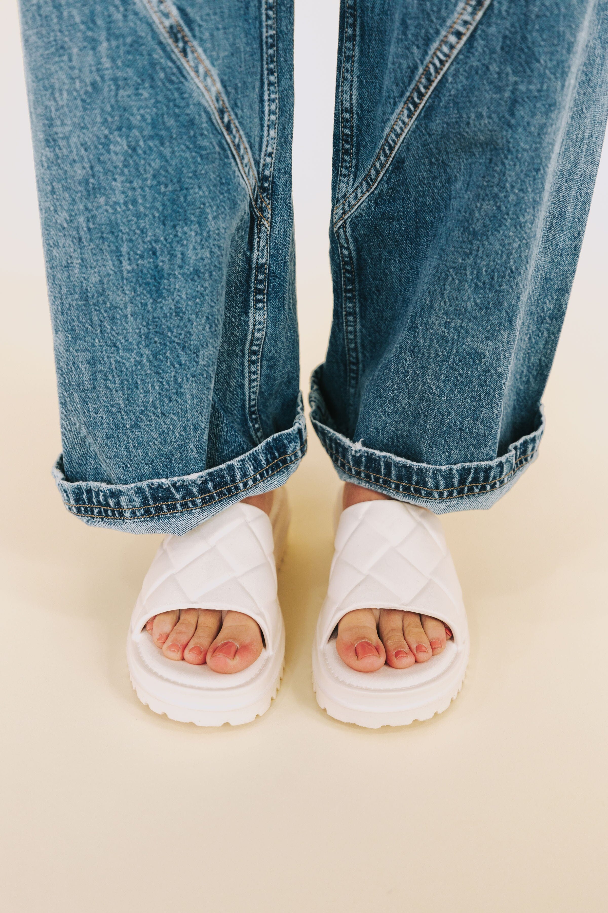 CHINESE LAUNDRY - Lightning Slide Sandal - Image 3