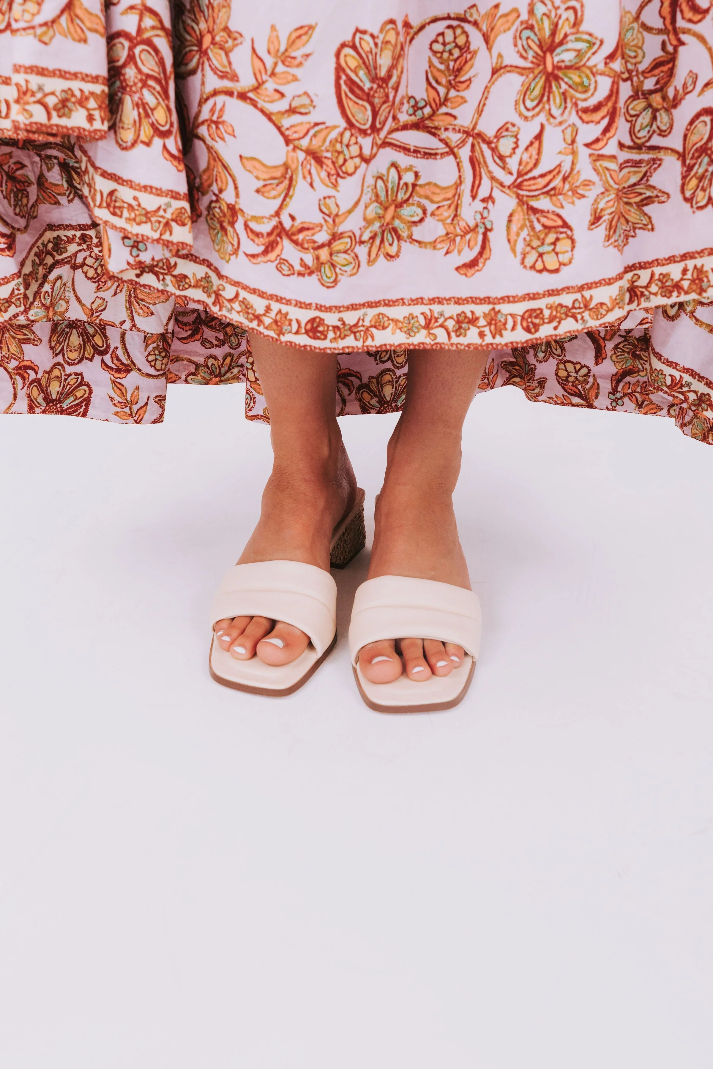 CHINESE LAUNDRY- Lucianna Heel - Image 3