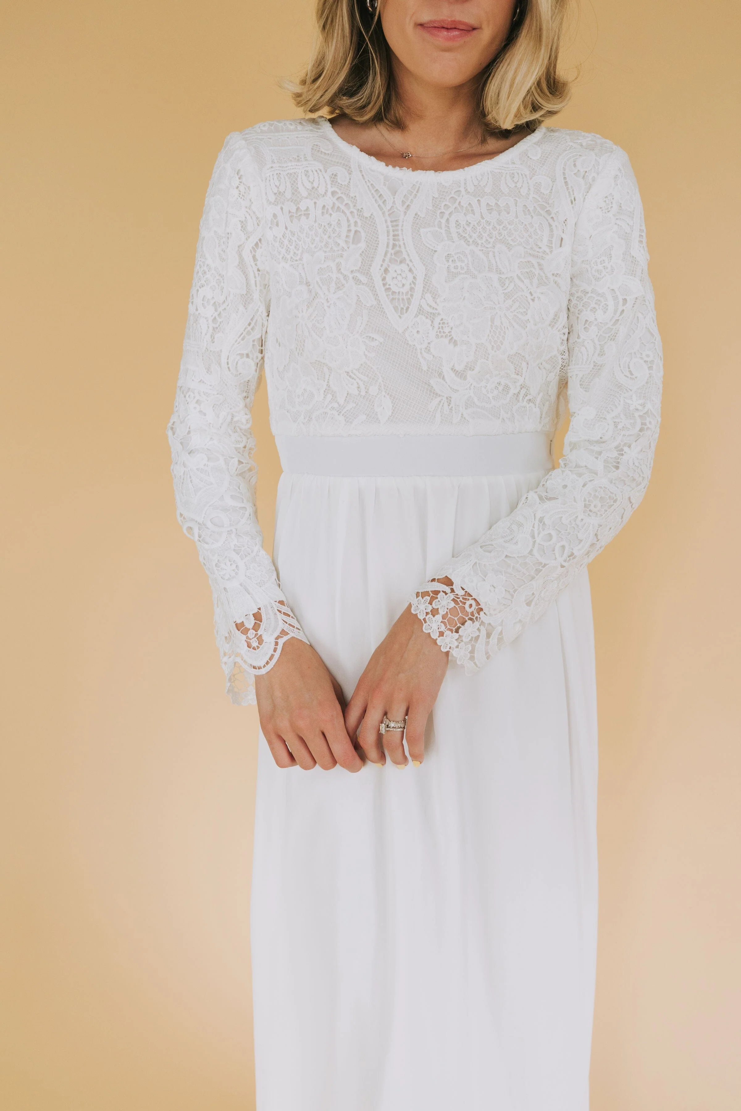 EXCLUSIVE - The White: Gloria - Image 6