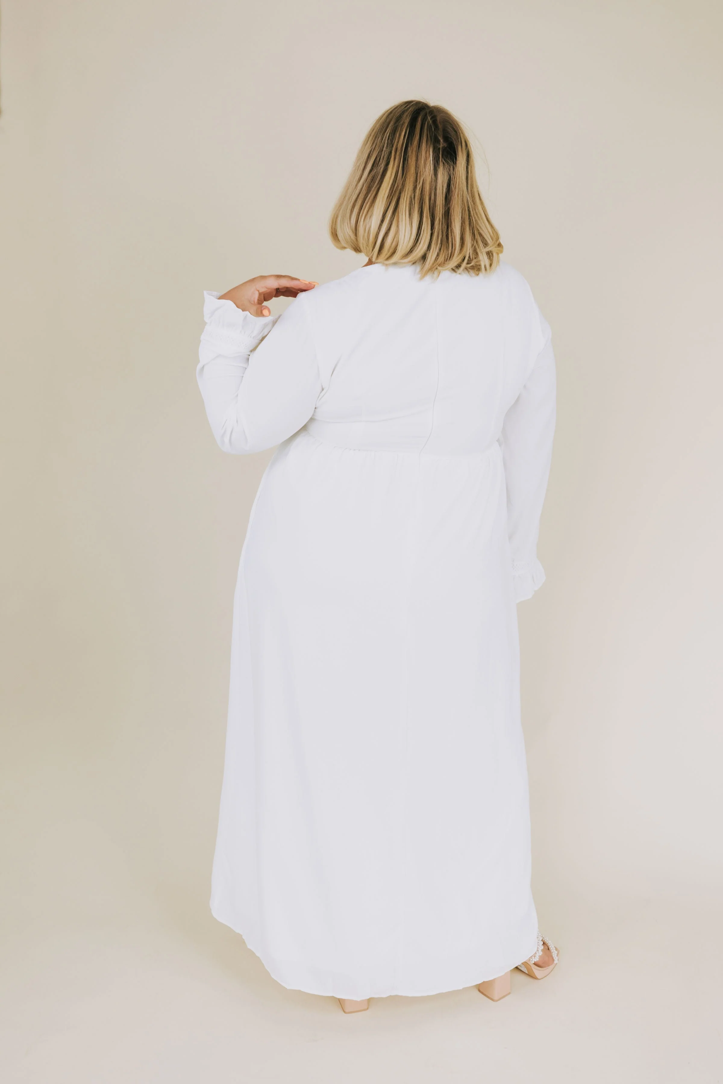 EXCLUSIVE - The White: Norma - Image 11