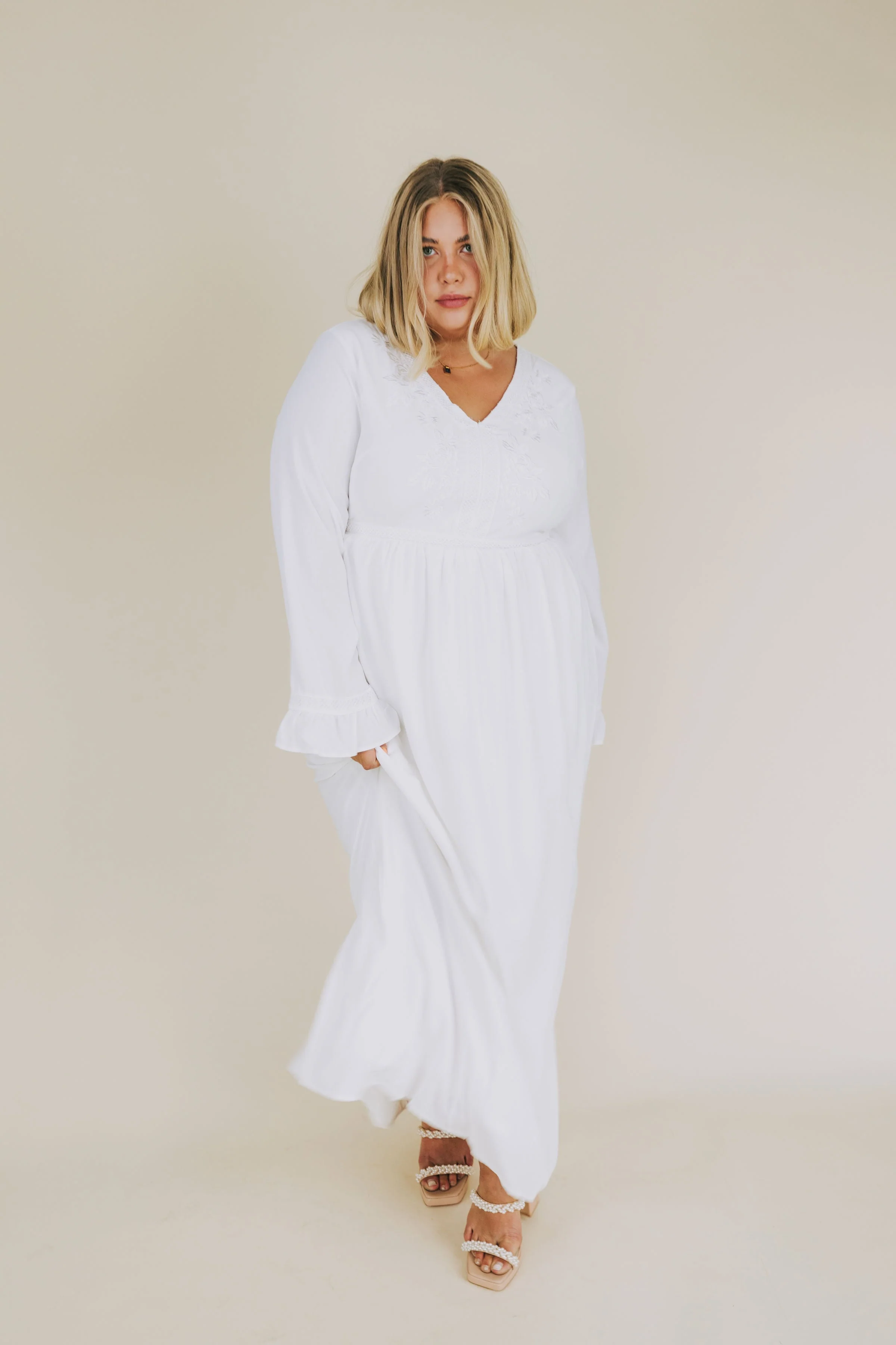 EXCLUSIVE - The White: Norma - Image 8