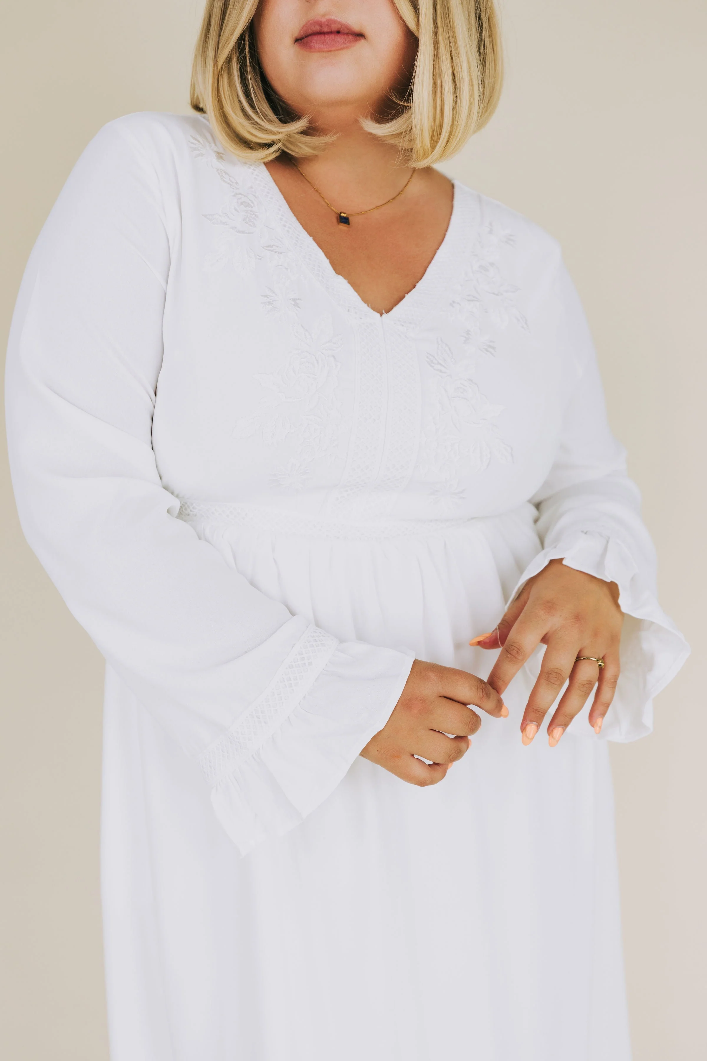 EXCLUSIVE - The White: Norma - Image 9