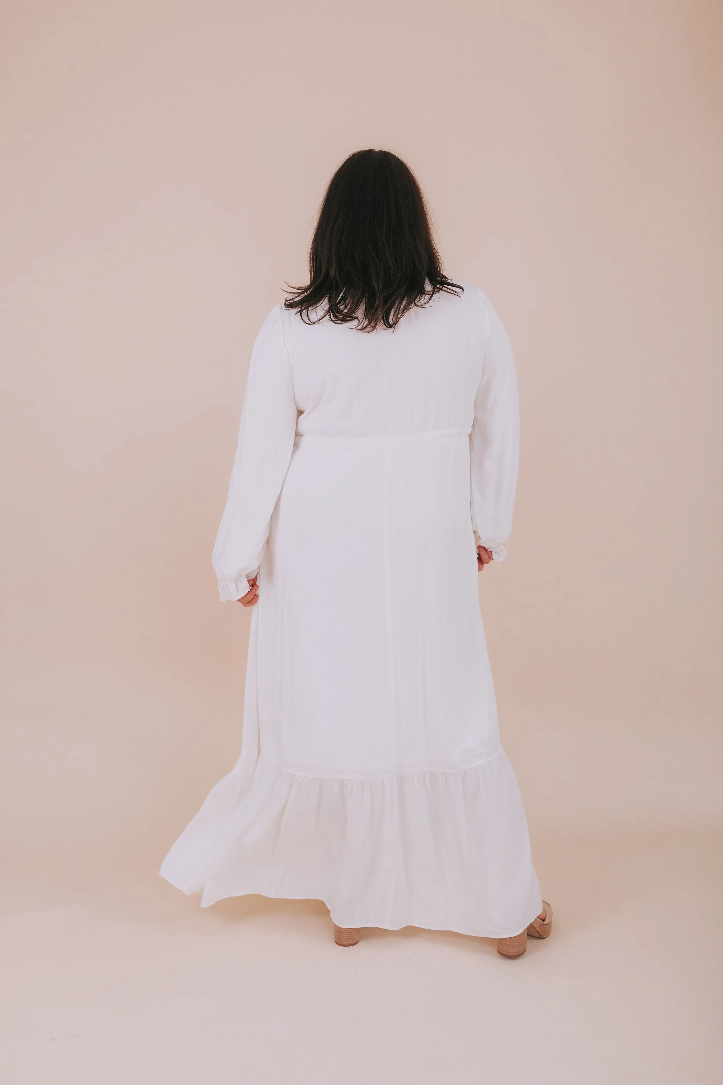 EXCLUSIVE - The White: Watson - Image 12