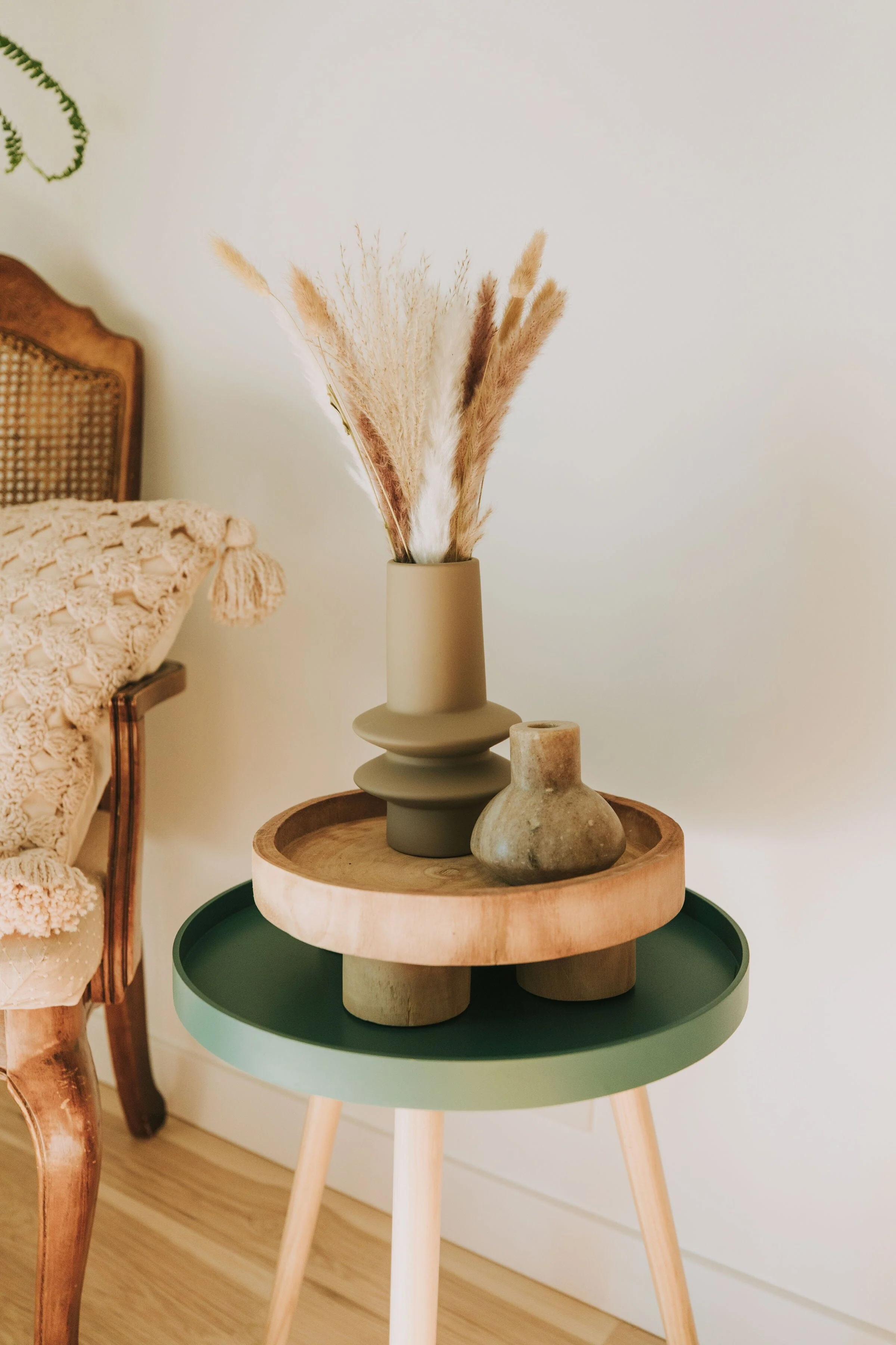 Ridged Stoneware Vase - Image 3