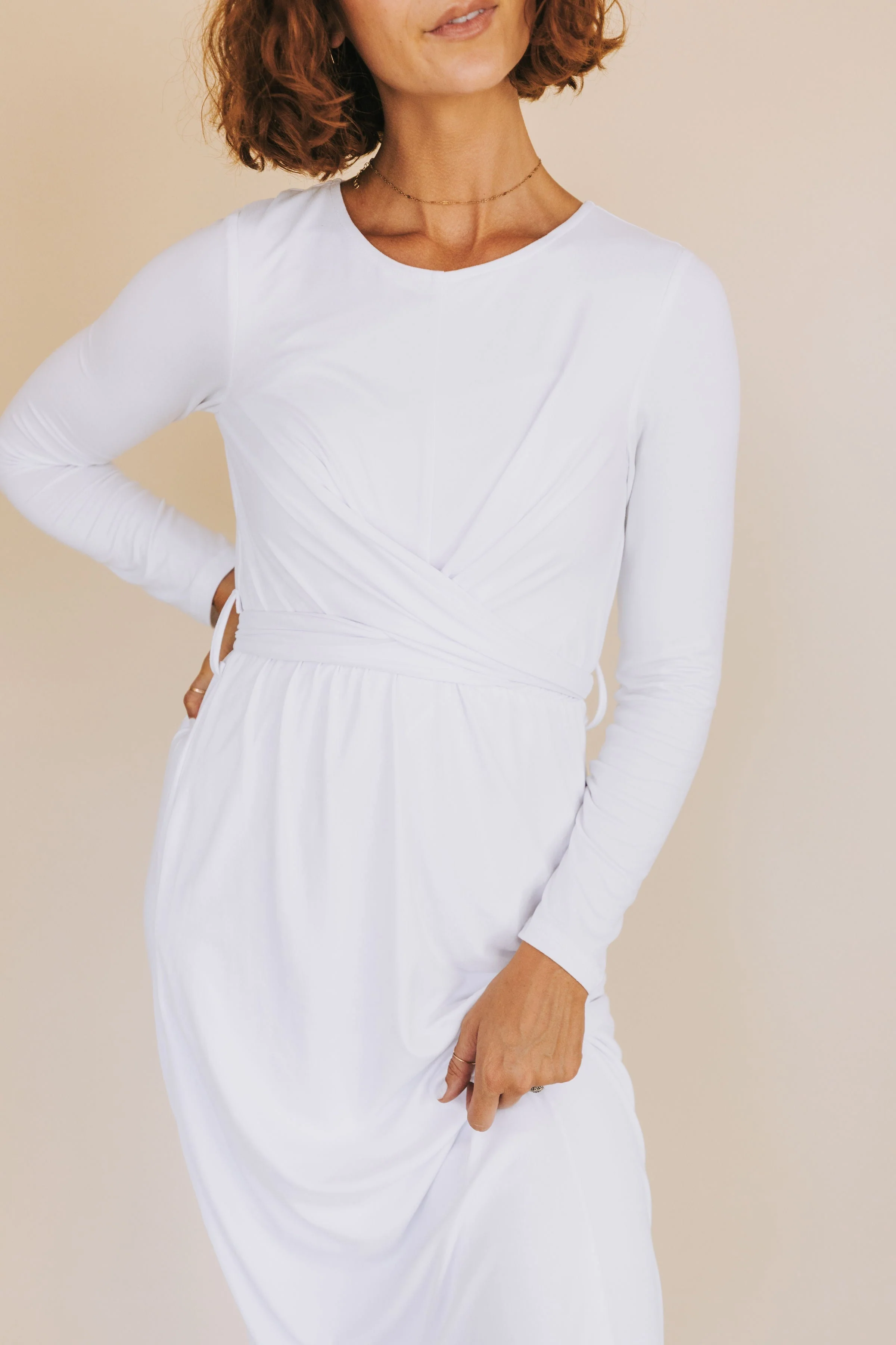 The White: Emma - Image 3